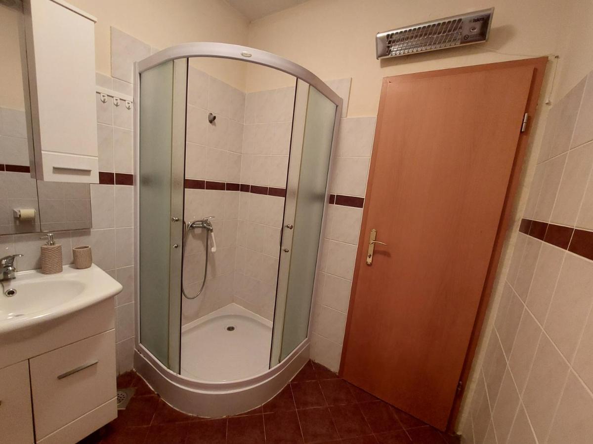 Holiday Home Cancarevic ราฟนาโกรา ภายนอก รูปภาพ