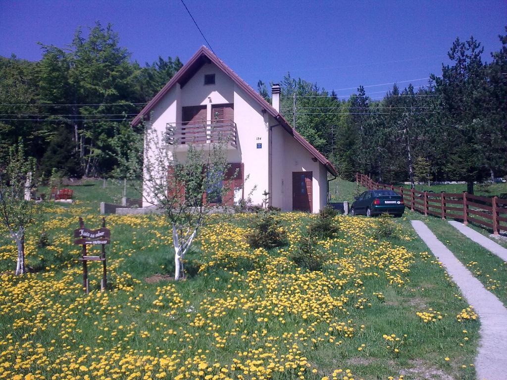 Holiday Home Cancarevic ราฟนาโกรา ภายนอก รูปภาพ